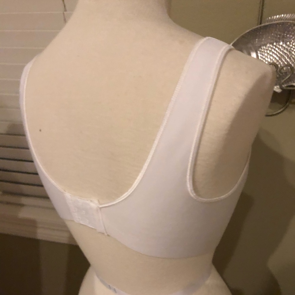 Bra - Picture 3 of 4